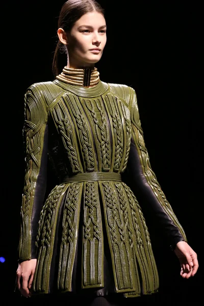 Look 84